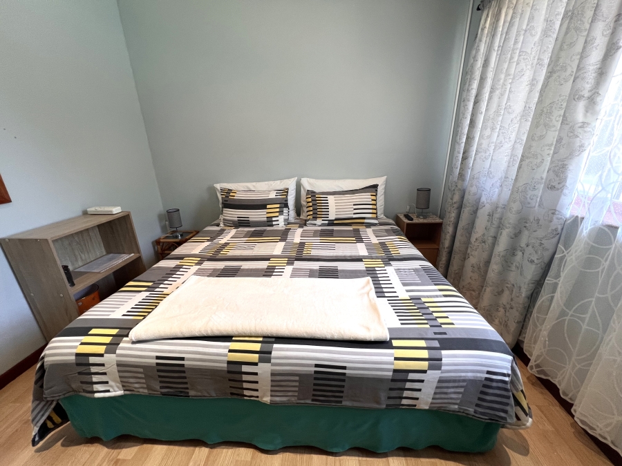To Let 1 Bedroom Property for Rent in Table View Western Cape
